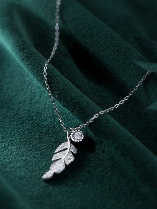 Rosh 925 Sterling Silver With Platinum Plated Personality Leaf Necklaces 4