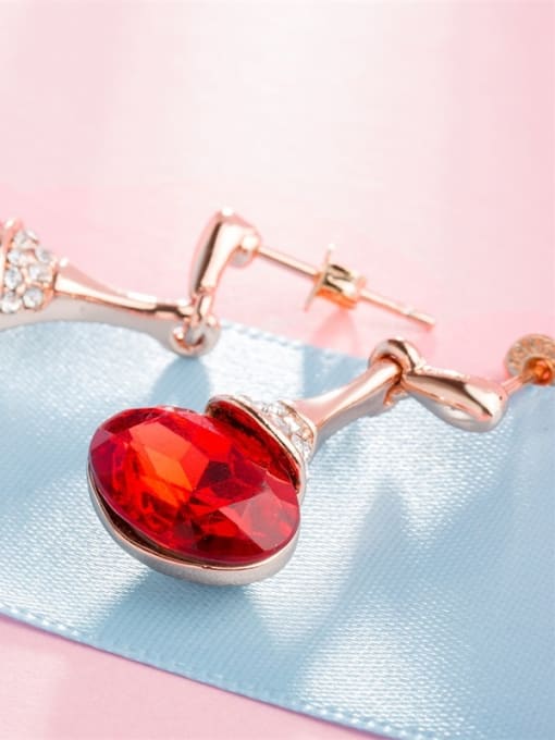 Ronaldo Red Egg Shaped Glass Stone Stud Earrings 2