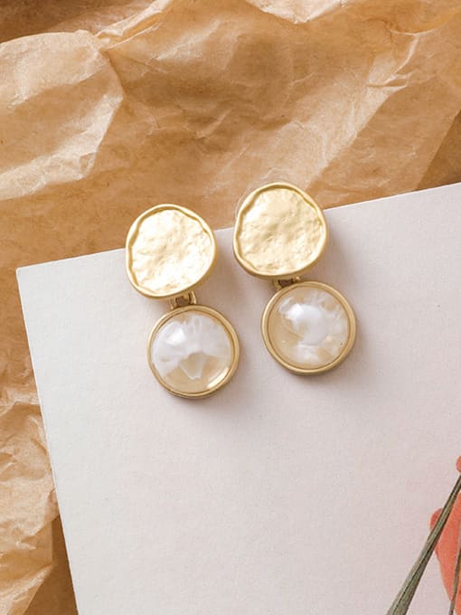 A white Alloy With Gold Plated Simplistic Round Drop Earrings