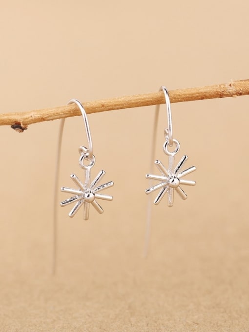 Peng Yuan Fashion Little Flower Hook hook earring