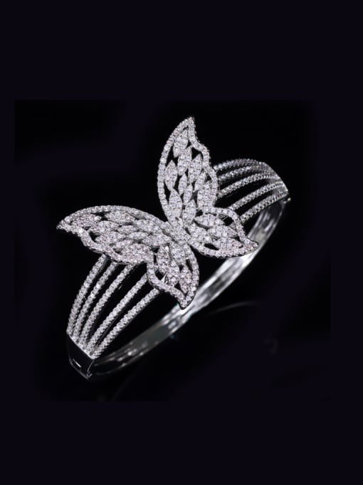 L.WIN Micro Pave Zircons Whit Gold Plated Bangle with Butterfly Pattern