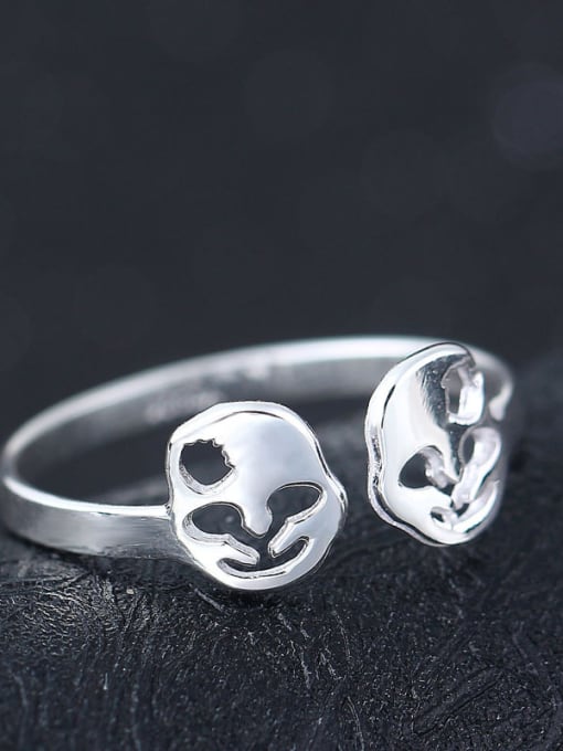 kwan Personality Double Hollow Skull Shaped Opening Ring 2
