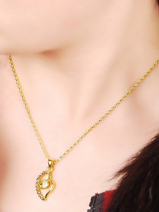 Yi Heng Da Fashion 24K Gold Plated Heart Shaped Copper Necklace 1
