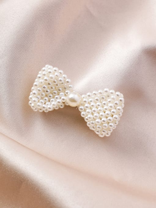 B Bow Short Alloy With  Trendy Bowknot Beads Barrettes & Clips