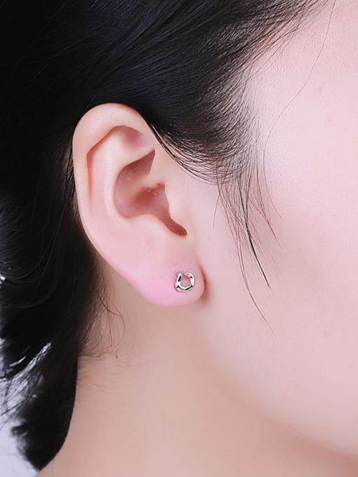 One Silver 925 Silver Insect Shaped stud Earring 1
