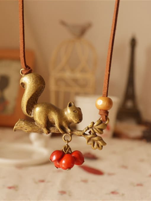Dandelion Squirrel Shaped Red Beads Necklace 1
