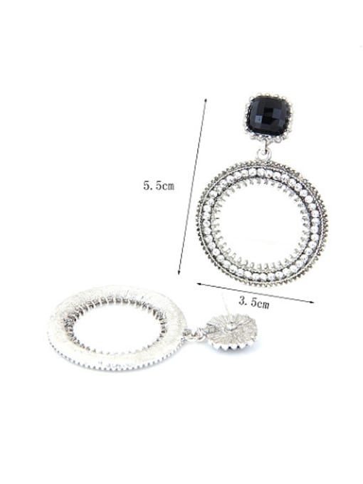 White Delicate Round Shaped Rhinestone Stud Earrings