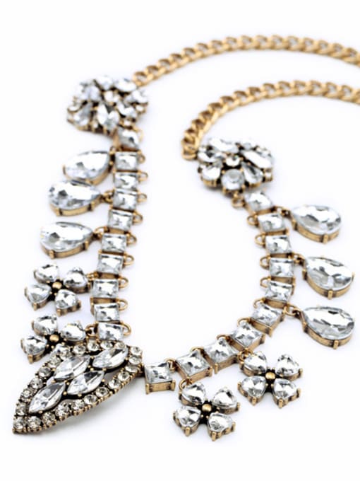 KM Retro Shining Artificial Stones Lone Necklace 1