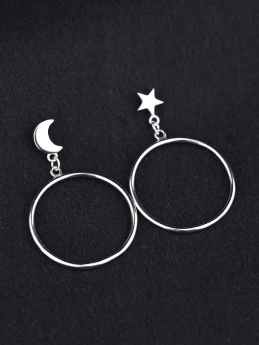 Peng Yuan Personalized Moon Star Round Earrings