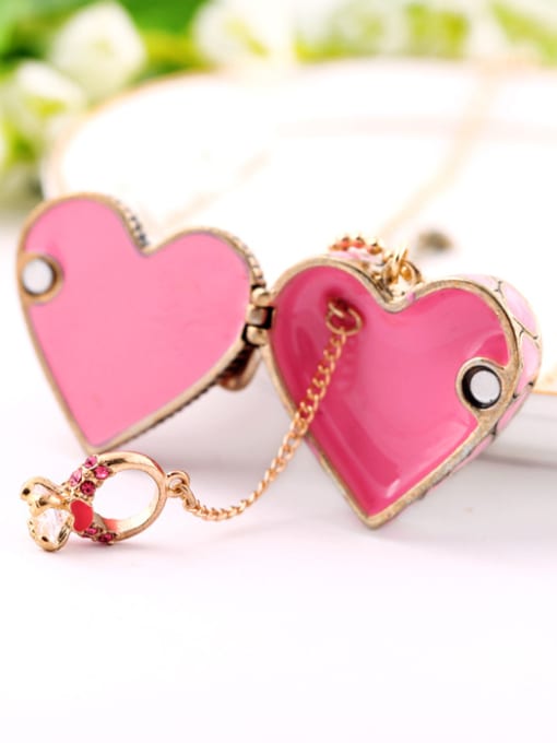 KM Alloy Gold Plated Heart-Shaped Box Sweater Necklace 2