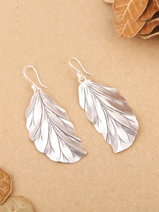 Peng Yuan Classical Leaf Handmade Silver hook earring 0