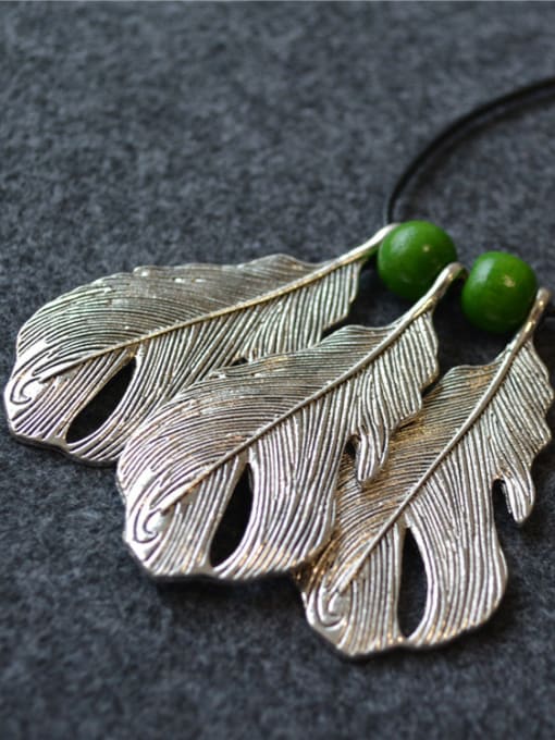 Dandelion Women Retro Leaf Shaped Necklace 2