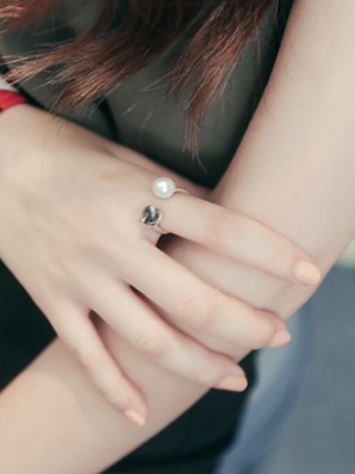 Peng Yuan Artificial Pearl Little Knot Opening Ring 1