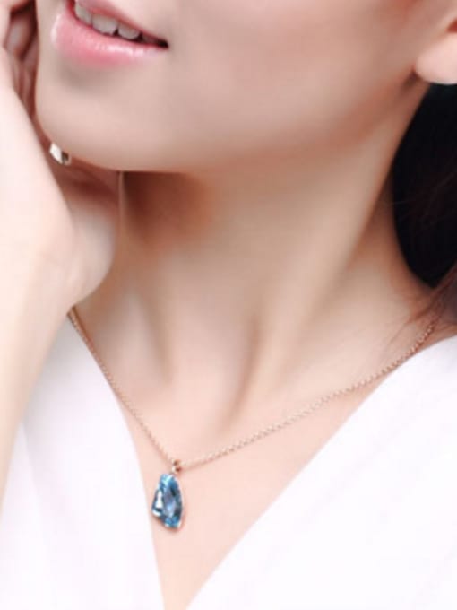 OUXI Austria Rose Gold Crystal Necklace 1