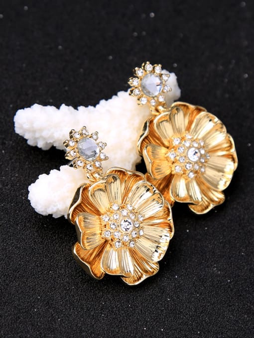 KM Beautiful Flower-shape Luxury Women Drop Earrings 2