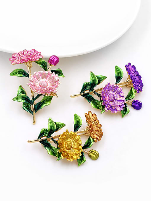 Mo Hai Alloy With Gold Plated Exaggerated Flower Brooches 1