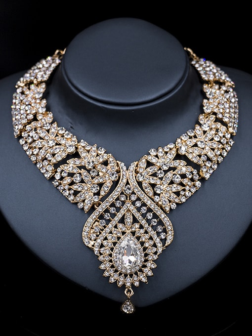 Lan Fu Glass Rhinestones Exaggerated Two Pieces Jewelry Set 2
