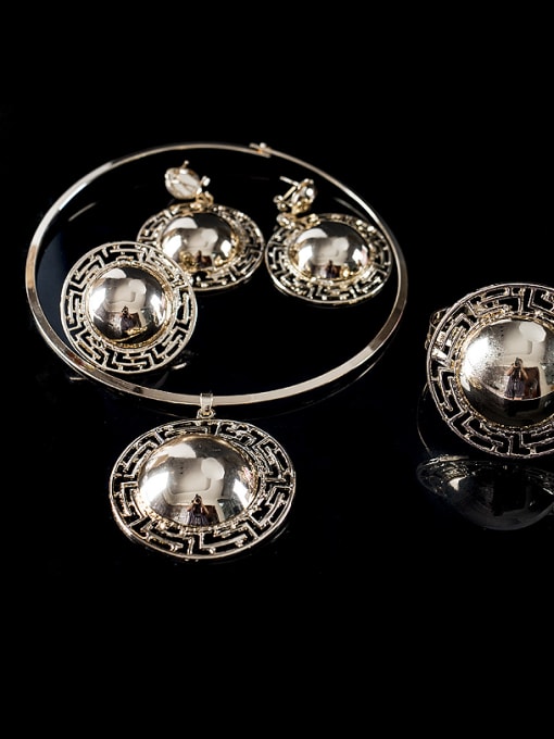 Lan Fu Exaggerated Round Four Pieces Jewelry Set 1