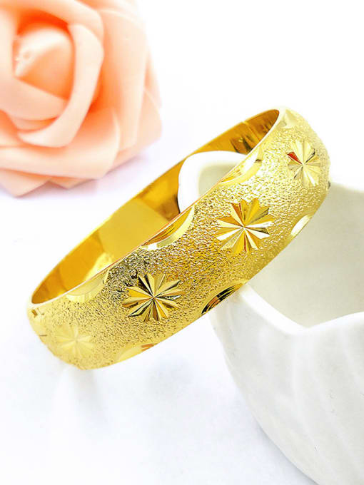 B Gold Plated Women Geometric Shaped Bangle