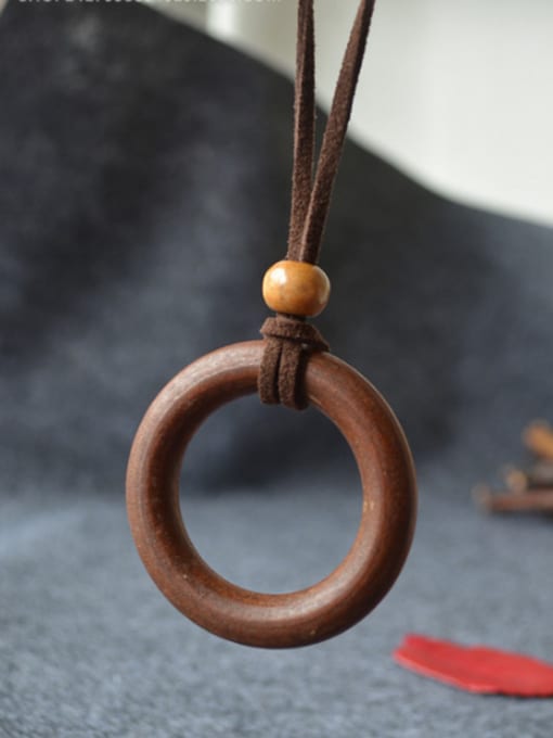Dandelion Unisex Wooden Round Shaped Necklace 0