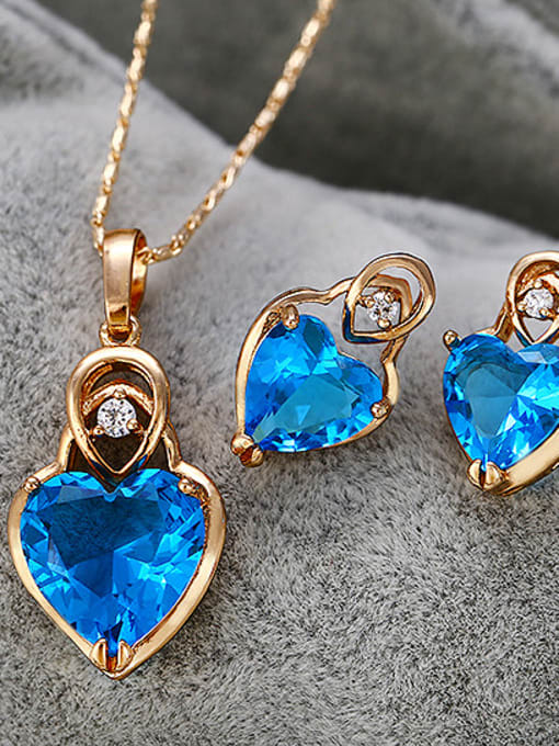 XP Copper Alloy 18K Gold Plated Fashion Love Heart Two Pieces Zircon Jewelry Set 1