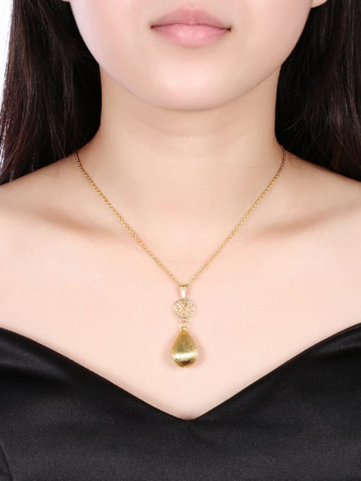 OUXI Simple Water Drop Hollow Round Necklace 1