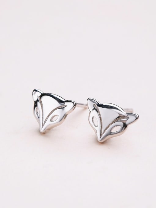 One Silver Women Exquisite Fox Shaped stud Earring 2