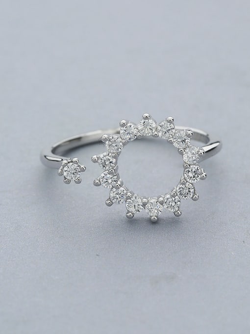 One Silver Women Trendy Round Shaped Zircon Ring 2