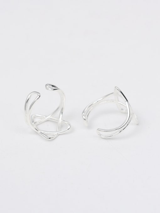 Peng Yuan Hollow Five-pointed Star Clip On Earrings 1