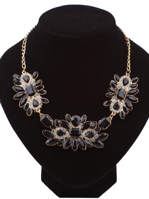 Black Exaggerated Resin Sticking Flowery Alloy Necklace