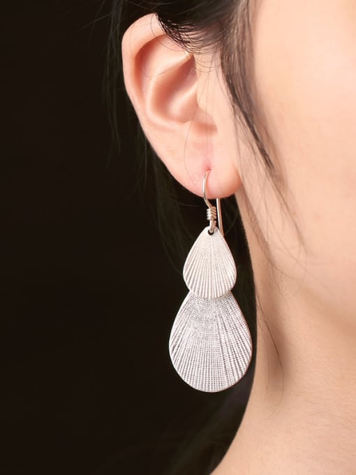 Peng Yuan Fashion Water Drop Silver hook earring 1