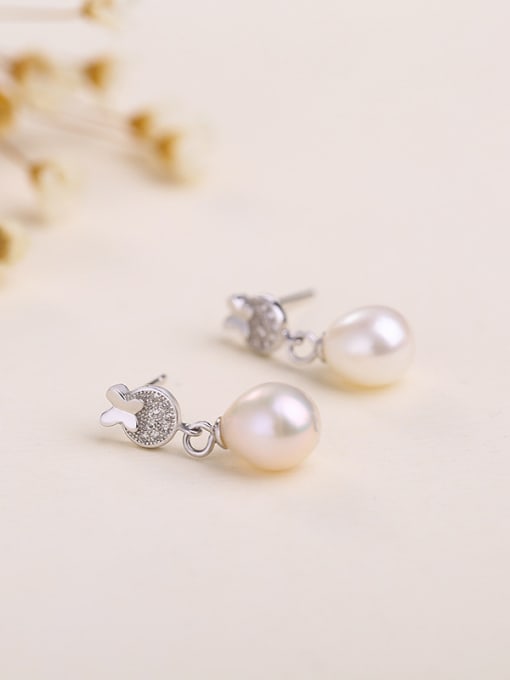 One Silver Elegant Freshwater Pearl Tiny Butterfly 925 Silver Stud Earrings 3