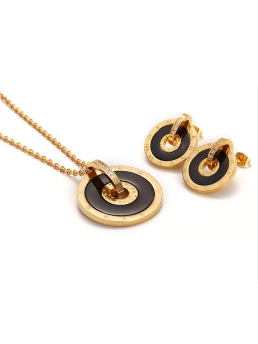 Gold, Black Europe And The United States Of Titanium Circular White Shell Stainless Steel Rose Gold Necklace