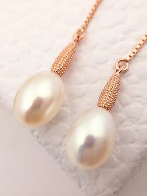 EVITA PERONI Fashion Oblate Freshwater Pearl threader earring 1