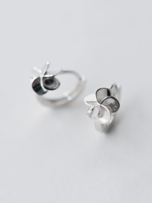 white Women High Quality Flower Shaped S925 Silver Clip Earrings