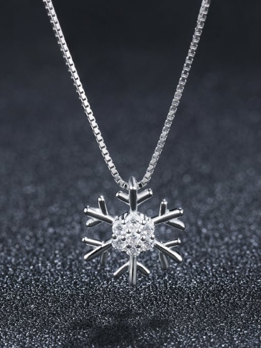 UNIENO 925 Sterling Silver With Platinum Plated Personality Snowflake Necklaces 0