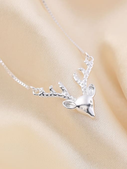 kwan New Design Creative Deer Head Pendant Necklace 2