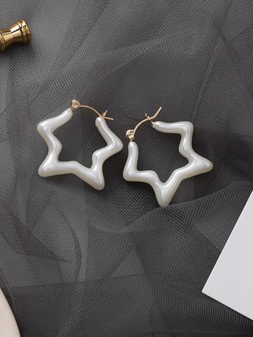 Girlhood Alloy With Gold Plated Simplistic Star Clip On Earrings 3