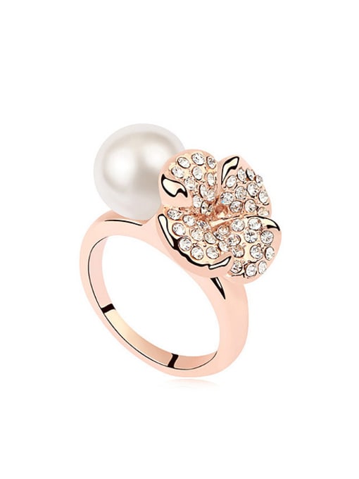 QIANZI Personalized Imitation Pearl Shiny Crystals-Covered Flower Alloy Ring 0