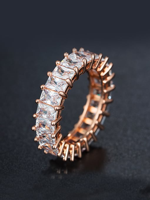 Rose Gold Round Zircon Ring