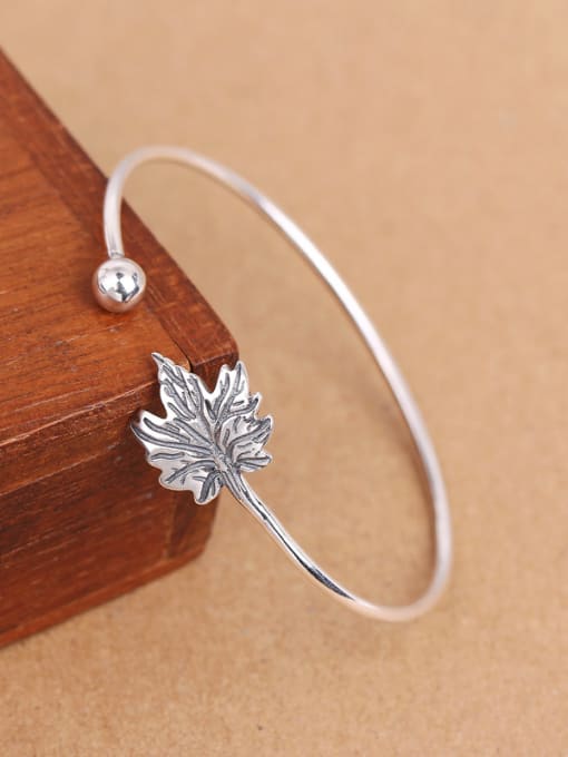 Peng Yuan Maple Leaf Silver Opening Bangle 2