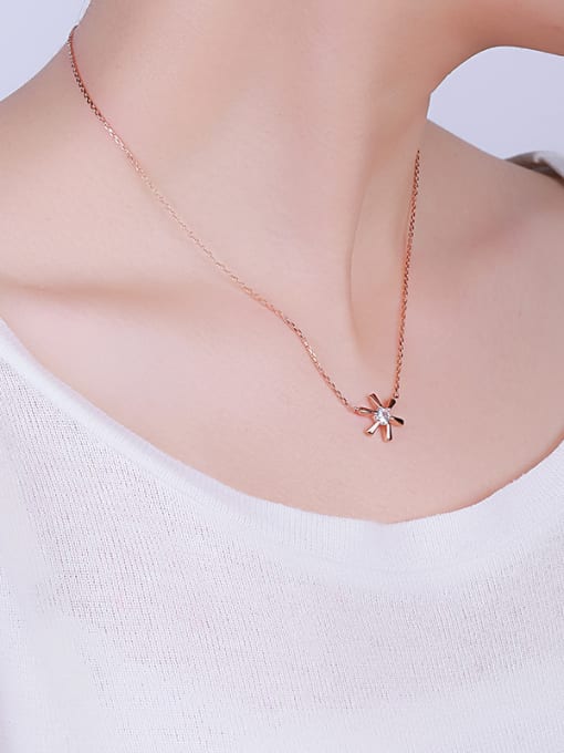 One Silver 2018 Rose Gold Plated Flower Necklace 1