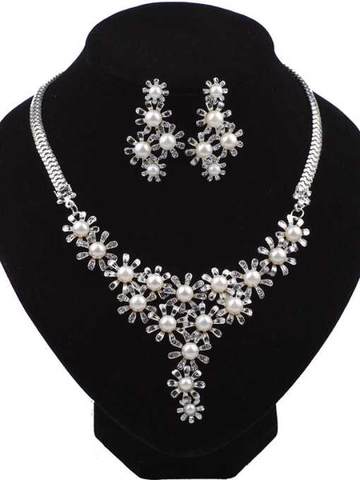 Qunqiu Fashion Imitation Pearls Rhinestones Flowers Alloy Two Pieces Jewelry Set 1