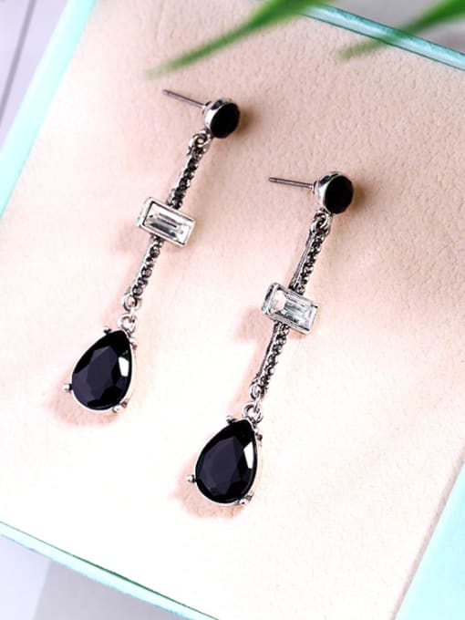 KM Retro Style Women Elegant Black Stones Drop Earrings 2