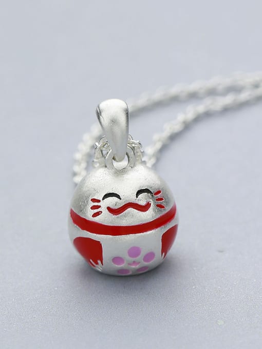 White Lovely Cat Shaped Necklace