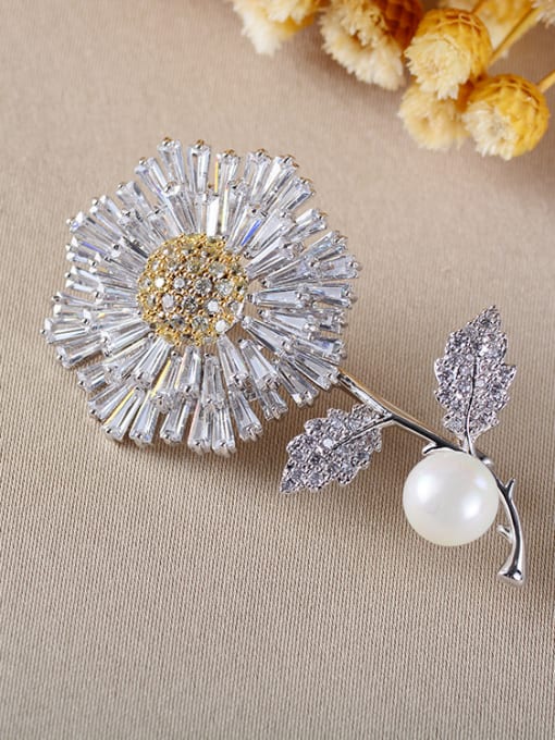 Hua Copper With Cubic Zirconia Delicate Flower Brooches 1