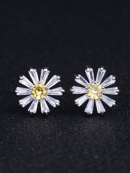 Platinum yellow Copper With Platinum Plated Cute Flower Stud Earrings