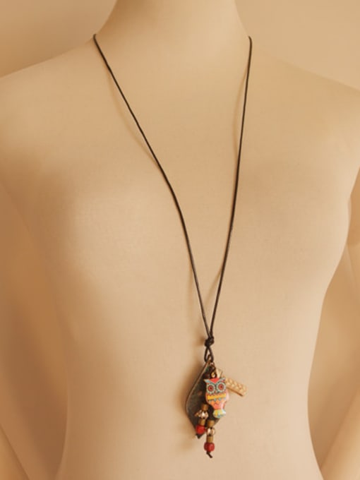 Dandelion Retro Style Owl Shaped Necklace 1