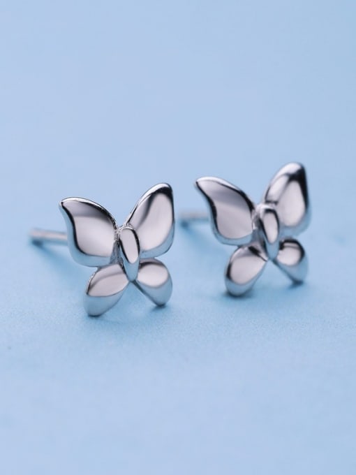 One Silver Women Exquisite Butterfly Shaped stud Earring 2