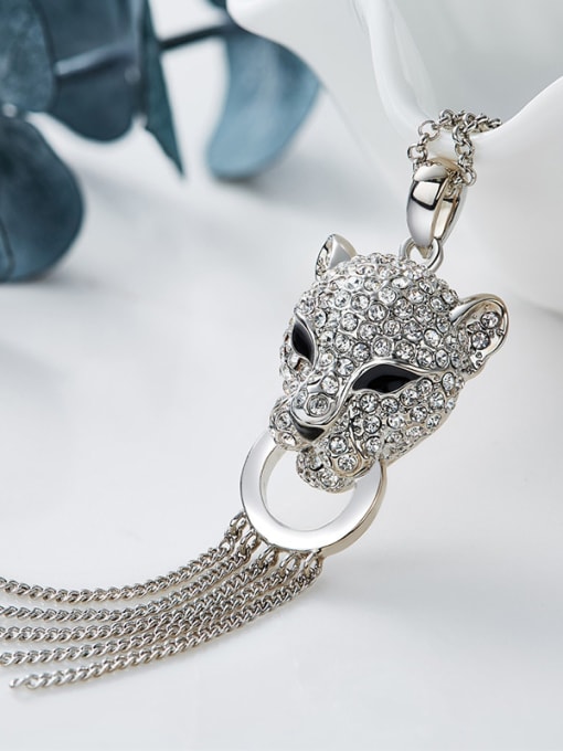 CEIDAI Personalized austrian Crystals Leopard Head Tassels Necklace 2